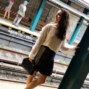 Meet your Posher, Estelle